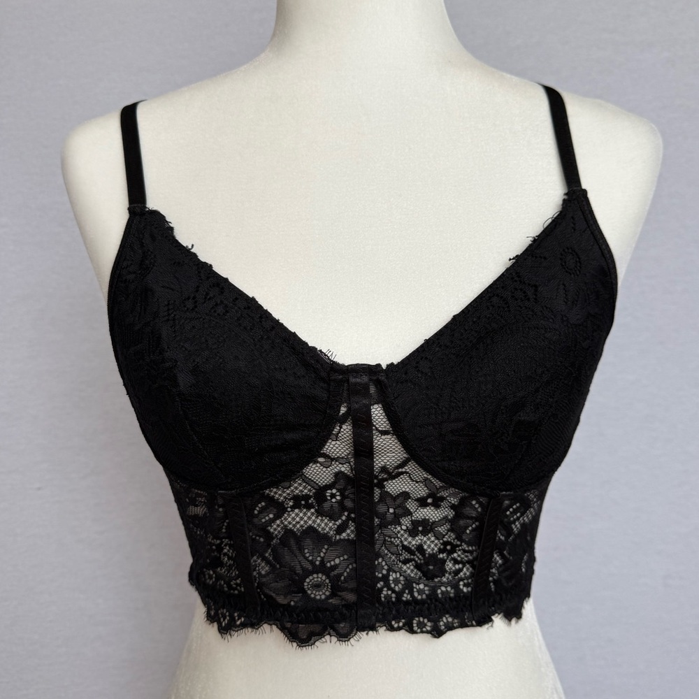 SHEIN Black Lace Crop Top